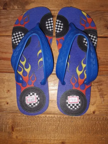 CHINELO CARRO NUMERAÇÃO 35 VALOR 19,99