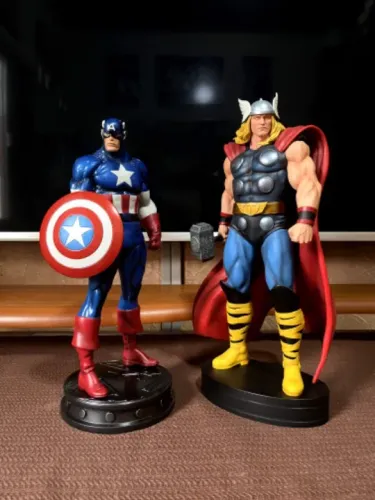 Thor X Capitão America ( 2 estatuas escala 1.6 )