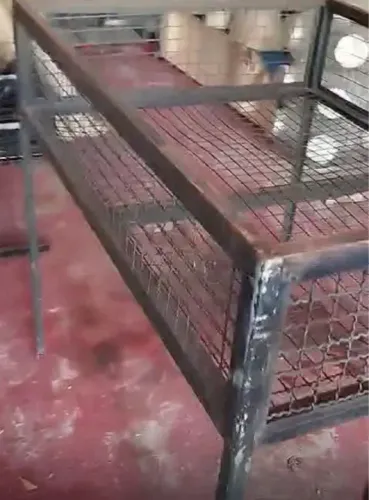 Expositores de ferro ( cesto)