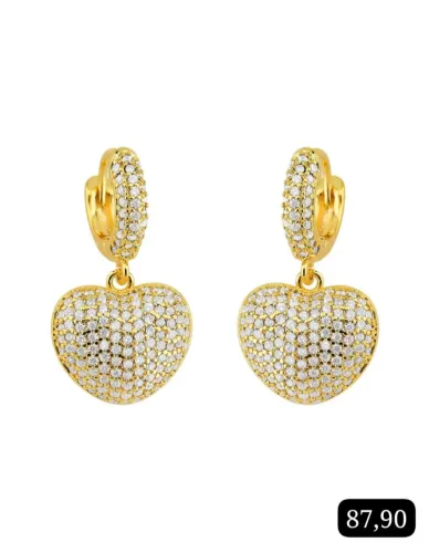Brincos de coração banhados a ouro com zircônias