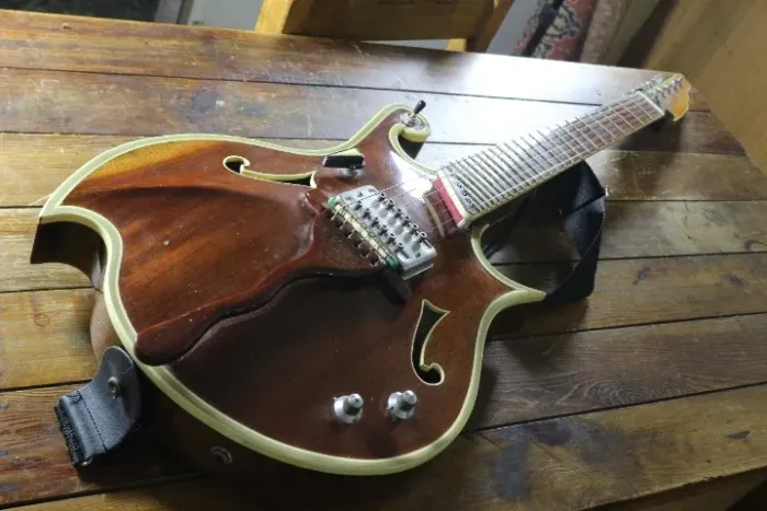 Guitarra Semi Acústica