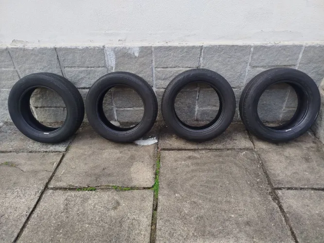 4 pneus 195 60R 16 / 89H