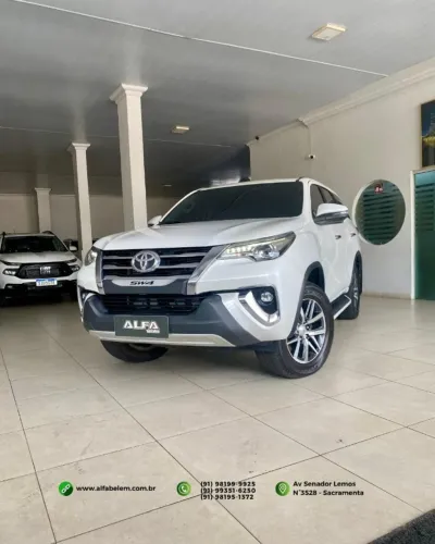 Toyota Hilux SW4 SRX 4X4 2.8 TDI 16V Dies. Aut. 2019