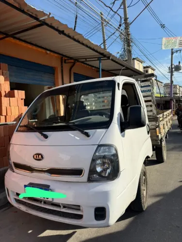 Kia Motors Bongo K-2500 2.5 4X2 TB Diesel 2014