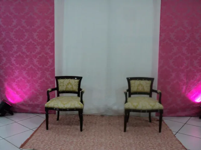 Belíssimas Poltronas Clássicas