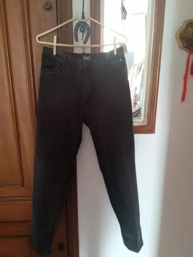 Calça Jeans Feminina Mondo, ELASTANO, USADO TRES VEZES