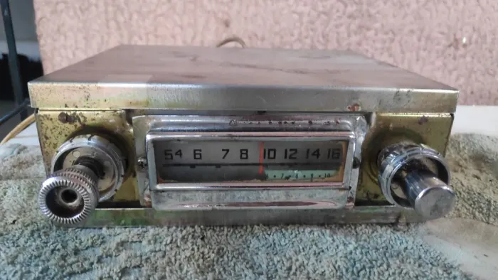 Rádio automotivo anos 70 vendo no estado sem teste 
