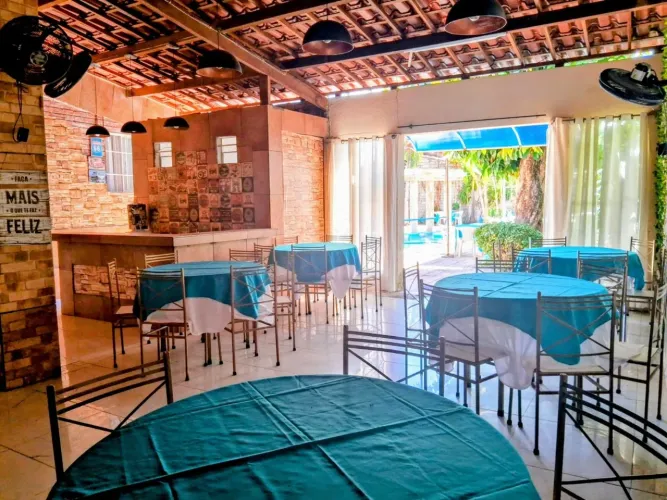 CASA TOP COM TRÊS PISCINAS E SALÃO DE FESTAS COMPLETO!!!