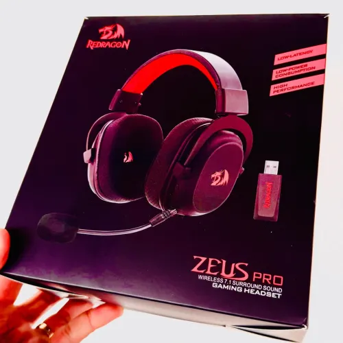 Fone Novo Gamer Profissional Redragon Zeus Pro Wireless e Bluetooth - Novo, pouco uso
