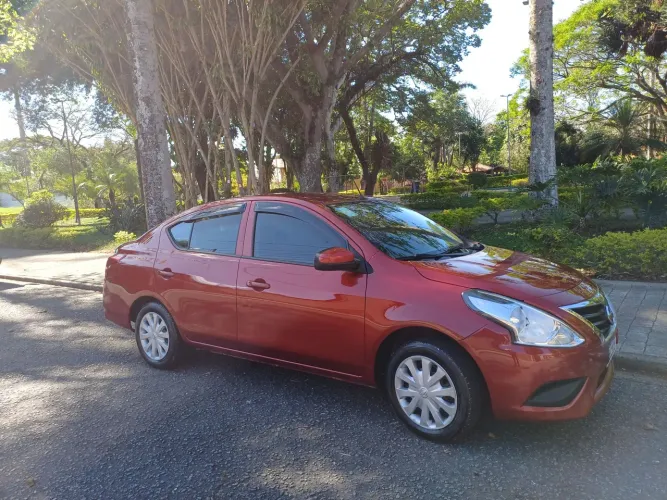 Nissan Versa 1.0 12V Flexstart 4P Mec. 2020