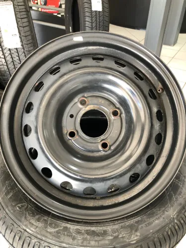 RODA DE FERRO ARO 15 NISSAN 4 FUROS (USADA)