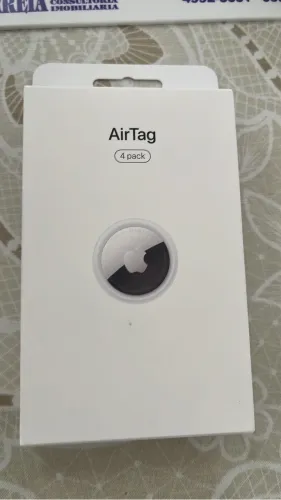 2 AirTags Apple