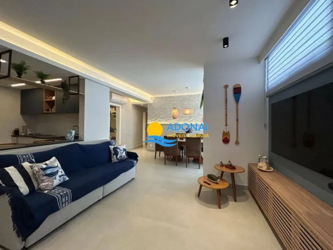 Apartamento próximo à praia com sacada Pitangueiras Guarujá