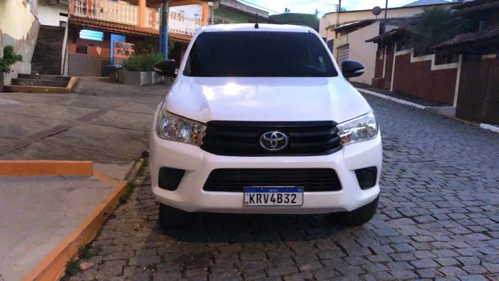 Toyota Hilux CD 4X4 2.8 Diesel Mec. 2017