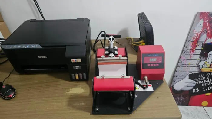 Máquina de estampar caneca mais impressora 