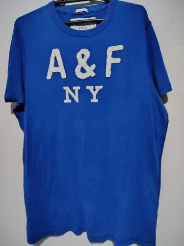 Camiseta Abercrombie & Fitch Azul/ original 