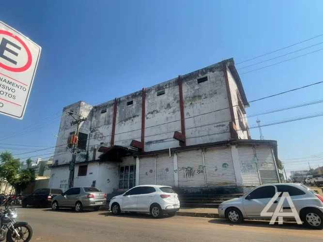 (Vende-se) Prédio, 572 m² por R$ 1.500.000 - Centro - Porto Velho/RO