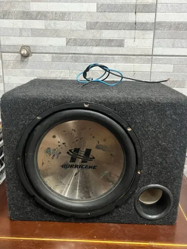 Vendes essa caixa de som para carro 