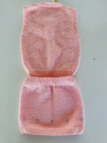 Tricô Infantil Rosa feito a mão
