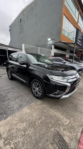 Mitsubishi Outlander Signature 2.4 4X4 AUT (híb) 2018