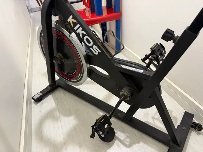 VENDO BIKE ERGOMÉTRICA