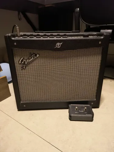 Fender Mustang III