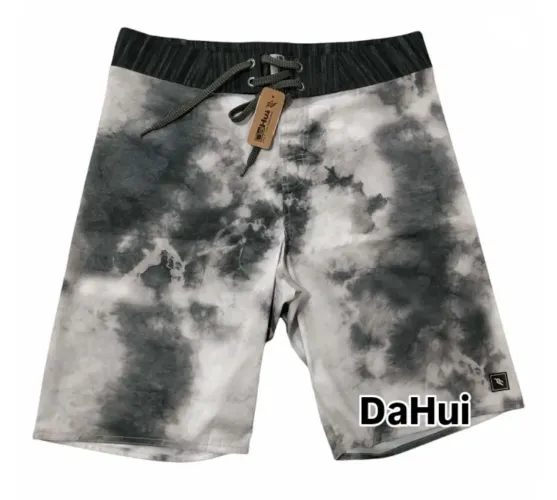 Kit 1 Bermuda Da'hui tamanho 42 e 1 mochila 212