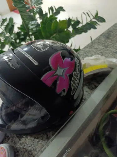 Capacete