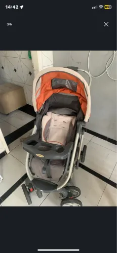 carrinho de bebê