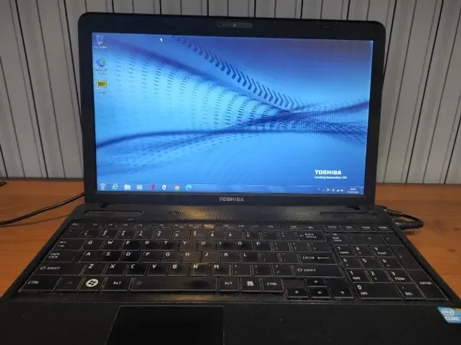 Notebook Toshiba Satellite C655 - I3 - 4 Gb - 500 Gb HD