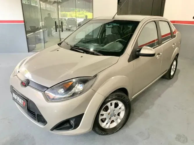 Ford Fiesta Sed. 1.6 8V Flex 4P 2013