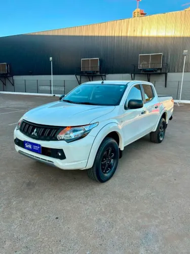 Mitsubishi L200 Triton Sport GLS 2.4 CD Diesel Aut. 2023
