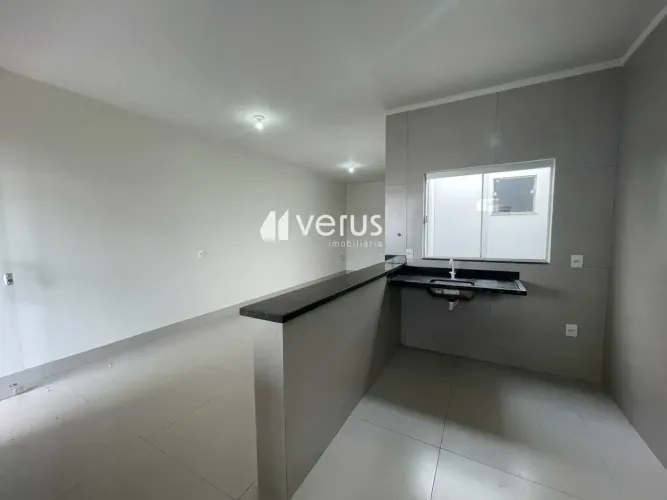 Casa para aluguel, 2 quartos, 1 suíte, 1 vaga, Shopping Park - Uberlândia/MG