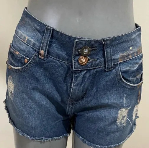 Short jeans