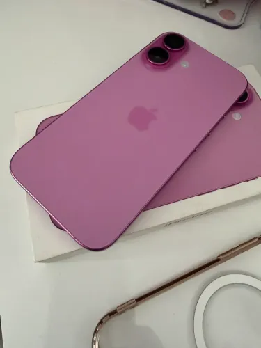 iPhone 16 rosa