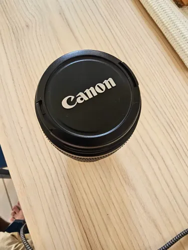 Canon EF 75-300mm f/4-5.6