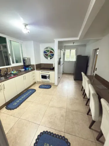 Quarto individual na Trindade (1.200)