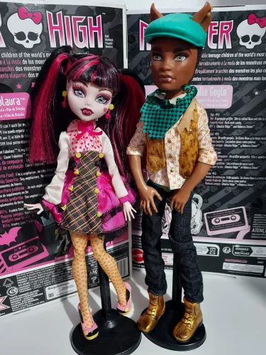 Monster High Draculaura e Clawd