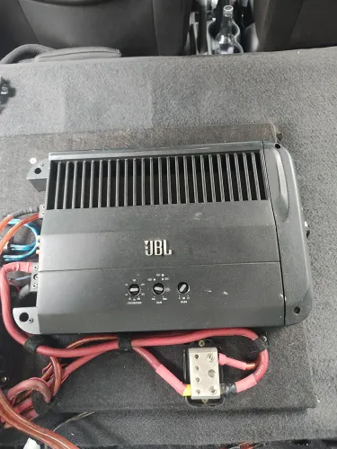 Amplificador JBL GTO-1001EZ 1000W RMS 