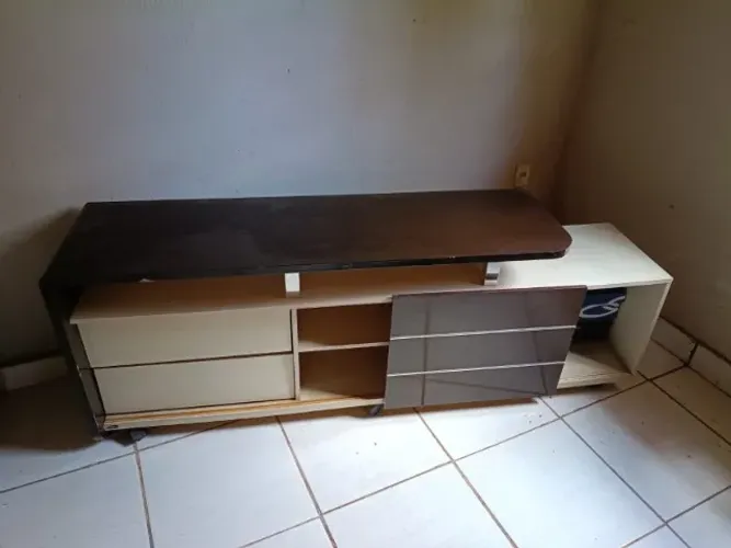 RACK EM MDF GRANDE - BOM ESTADO DE CONSERVAÇÃO - NÃO ENTREGAMOS - RETIRADA NO LOCAL