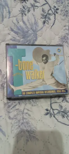 CD duplo Bone Walker