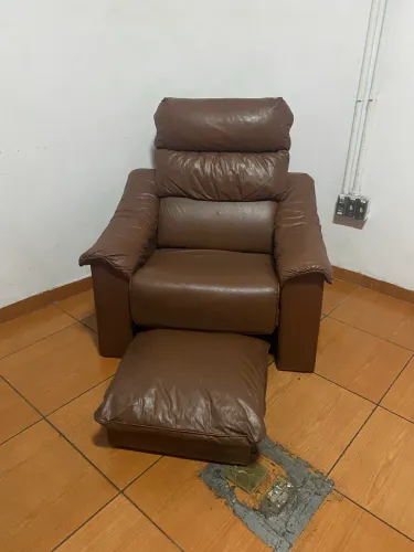 POLTRONA DO PAPAI RECLINÁVEL 