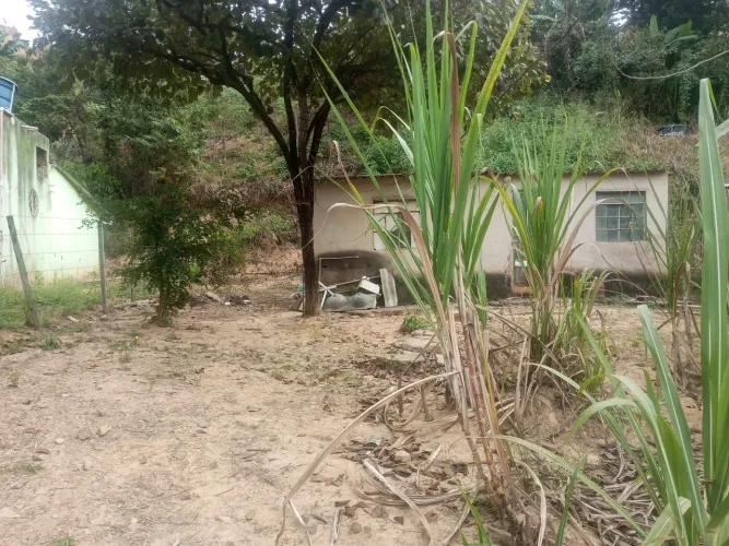 Terreno com barracao