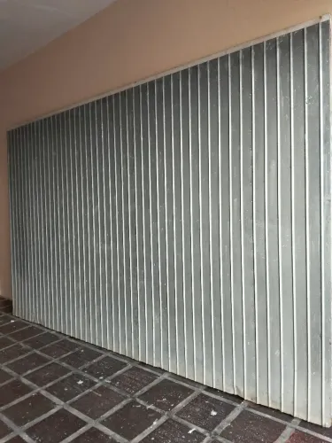 Portão de correr, estrutura Metalon 