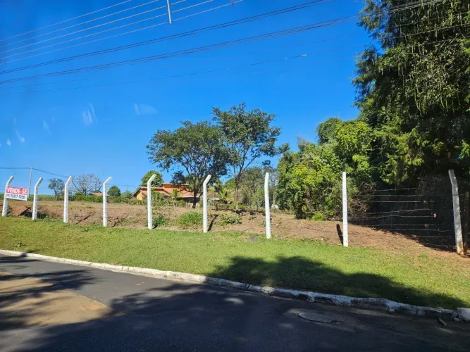 Terreno à venda Vertentes do Mamonal Pirassununga/SP