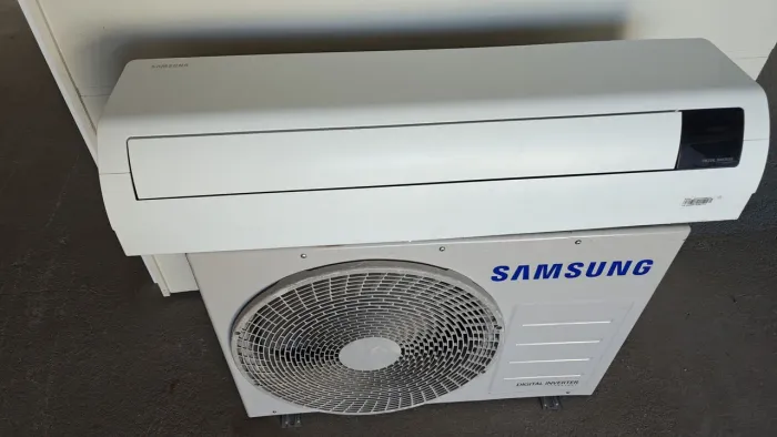 Ar condicionado 22000 btus Samsung inverter quente e frio
