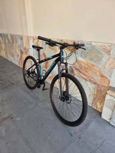 Bicicleta Mountain Bike Aro 29