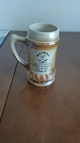Caneca de choop antiga