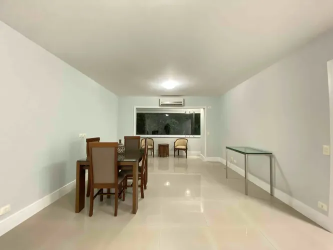 Apartamento à venda na Pitangueiras no Guarujá | QVista Inteligência Imobiliária Guarujá