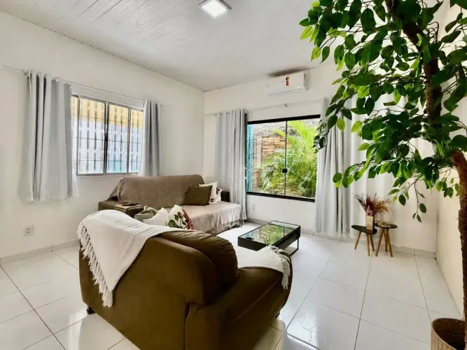 CASA COM 3 QUARTOS, PISCINA E ENERGIA SOLAR À VENDA NO RECANTO DO TURU